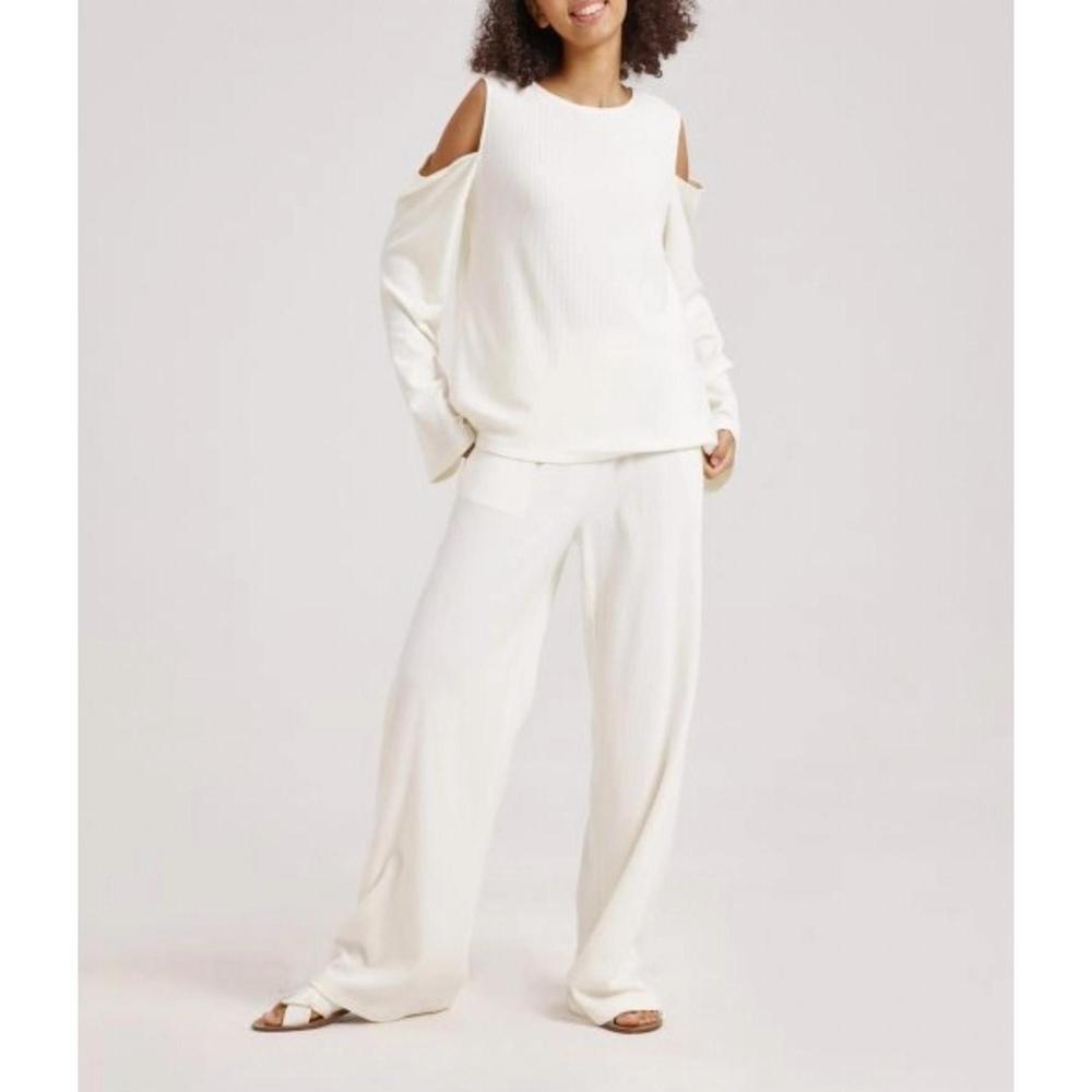 NEW NAP ribbed cold-shoulder top in white